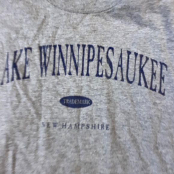 Lake Winnipesaukee teeshirt - Picture 2 of 5